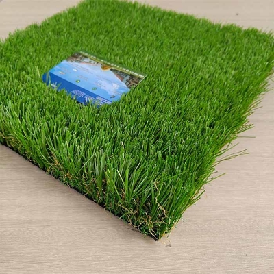50 mm di erba artificiale per il tempo libero, filato piatto, resistente all'usura, ad alta permeabilità, protezione ambientale