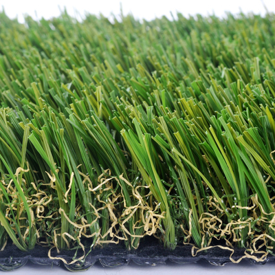 PP o PE verde scuro Astro Turf Grass For Garden Outdoor Field con supporto e rivestimento personalizzabili