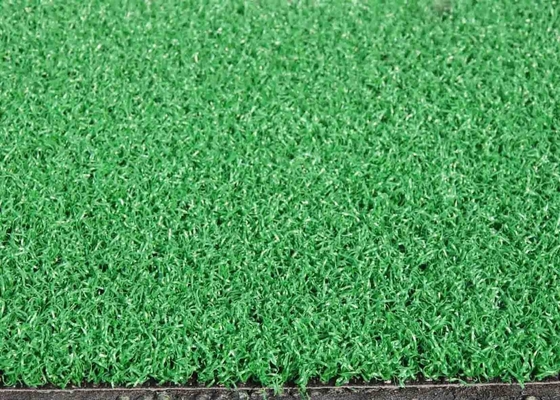 In polvere di legno artificiale per golf con supporto in PP 266 punti/m per uso esterno o pavimento domestico ad alta densità