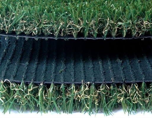 12000 Dtex Paesaggio erba artificiale 5/8" calibro PE Materiale resistenza ai raggi UV e bassa manutenzione