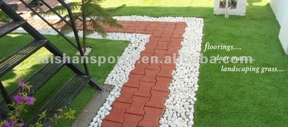 Erba Artificiale per Paesaggistica con Rivestimento PU e Doppia Certificazione FIFA e FIH e Filato Piatto per Elevata Durabilità