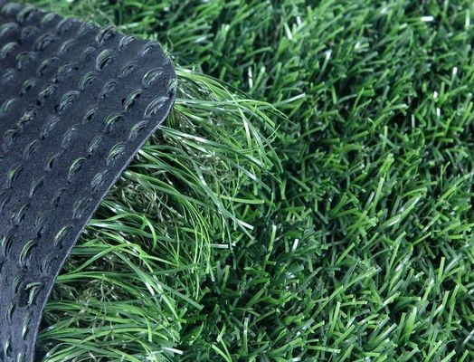 Erba artificiale 140 punti/m 60 mm altezza pelo 12000 Dtex per campi da calcio e calcio