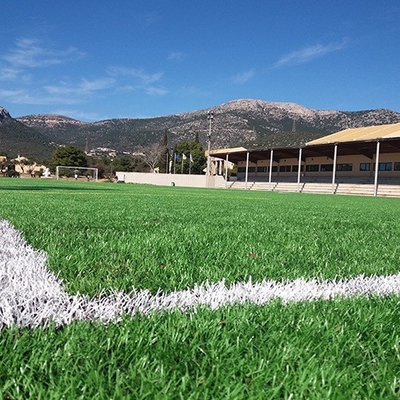 55mm altezza del palo calcio erba artificiale per calcio necessaria per riempimento resistente agli UV permeabile all'acqua erba artificiale verde