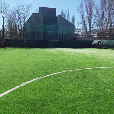 55mm altezza del palo calcio erba artificiale per calcio necessaria per riempimento resistente agli UV permeabile all'acqua erba artificiale verde