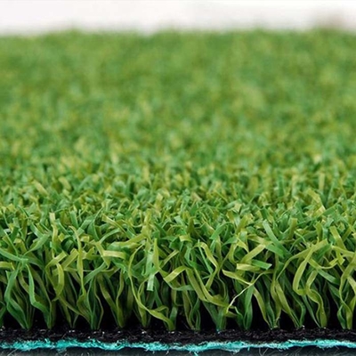 Terreno artificiale per golf verde da 13 mm per eventi sportivi con 230 punti/m e 6500 Dtex