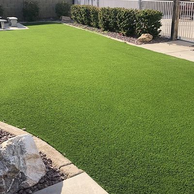 Erba Artificiale per Paesaggistica con Altezza del Pelo di 35mm e 9600 Dtex per Attività all'Aperto per Grossisti e Distributori