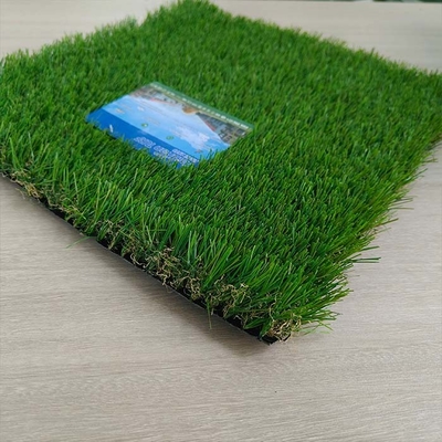 30mm resistente all'usura Non infill Paesaggio di erba artificiale con alte prestazioni per parco giochi e scene sportive