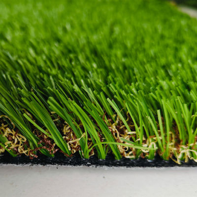 9600 Dtex 18900 Densità Resistenza ai raggi UV Paesaggio Erba artificiale con filati diretti e curvi misti