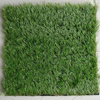 Erba artificiale ad alta densità, ecologica e non infill, 40 mm con alta densità di Dtex, usata per luoghi sportivi