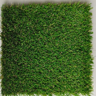 Tre tipi di erba a forma mista di erba artificiale verde esterna da 38 mm con bassa manutenzione e ottima consistenza