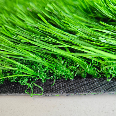 Piana sportiva artificiale verde multiuso non riempito 60 mm resistente all'usura e facile da installare erba artificiale