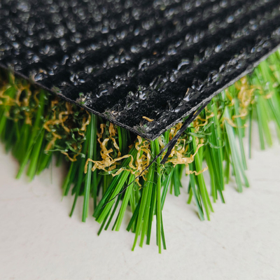 Grass artificiale verde multifunzionale di altezza 30 mm con rivestimento in PU e doppio supporto in PP