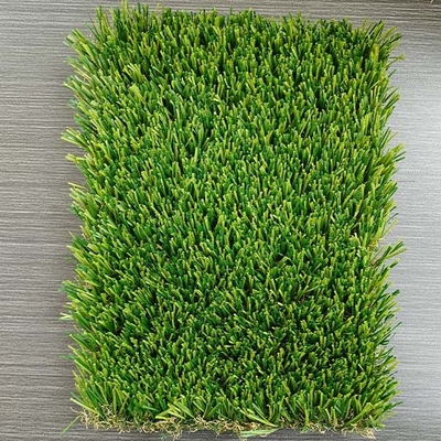 Parco giochi verde rettangolare Erba artificiale per paesaggio Balcone giardino e parco giochi scolastico con aspetto naturale