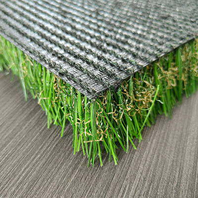 erba curva retta seta mista 16200 Dtex paesaggio erba artificiale per il tempo libero e la decorazione con altezza di 45 mm