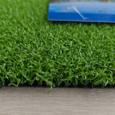 Dtex 8000 Golf erba artificiale e basso mantenimento 15mm Sport erba artificiale ad alta densità