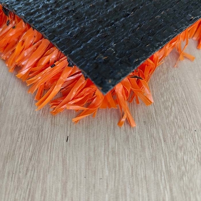 25 mm Cortile di tennis a erba artificiale arancione multifunzionale per impianti sportivi con resistenza ai raggi UV