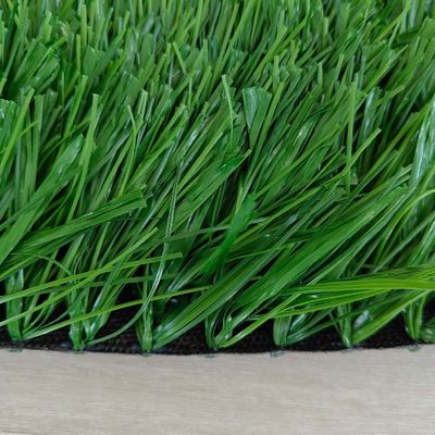 17500 Dtex erba artificiale UV resistente con altezza di 60 mm per sport e svago