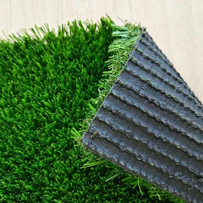 Facile da installare Multifunzionale Sport erba artificiale con altezza di 25 mm e resistenza ai raggi UV