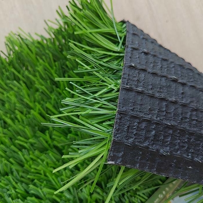 Percorso di erba verde artificiale riciclato personalizzato 40mm Astro Percorso per eventi sportivi e spazi prestazioni eccellenti