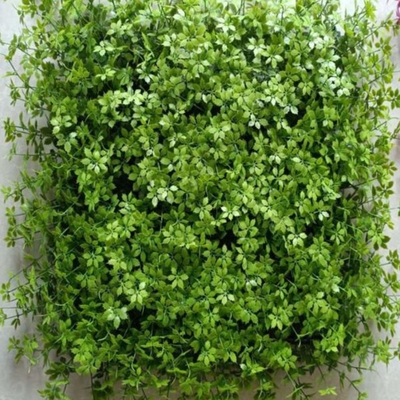 Utilizzare erba artificiale per creare un ambiente naturale e confortevole nelle scuole ospedali stazioni della metropolitana e aeroporti