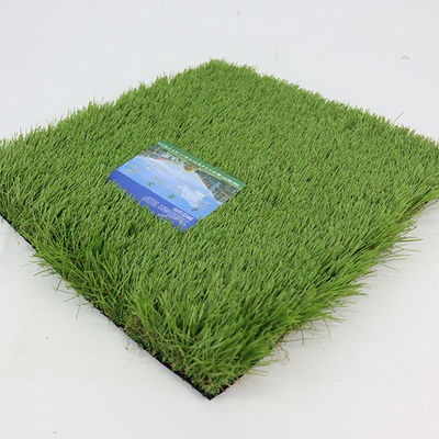 50 mm Paesaggio erba artificiale 8600 Dtex Fornitore di erba sintetica per paesaggio