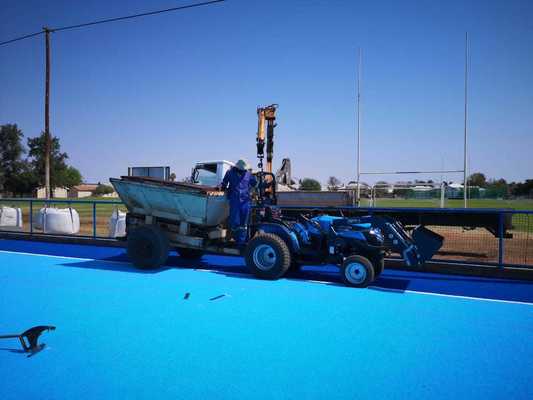 Terreno artificiale di hockey certificato FIH con altezza di 14 mm e spruzzo d'acqua per un gioco costante