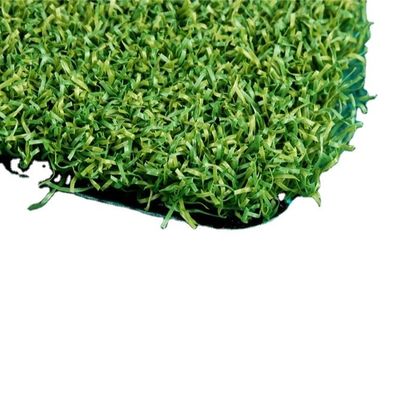 Erba artificiale da golf con altezza del pelo di 17 mm ad alta densità e adesivo PU per putting green sintetici